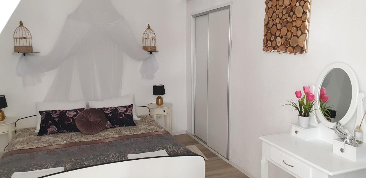 סנג' Apartment Marko מראה חיצוני תמונה
